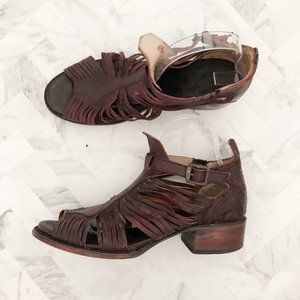 FREEBIRD by Steven Arrow Heeled Sandal Size 9